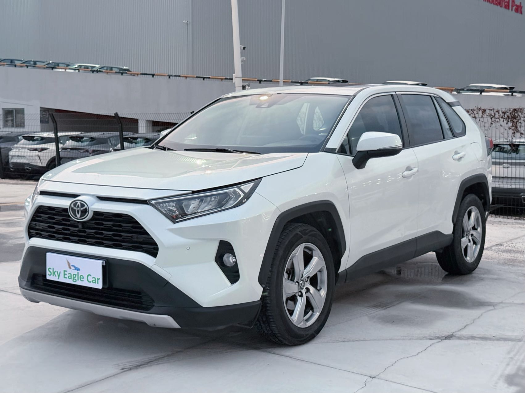 New Arrival – Toyota RAV4 2.0L 2WD - Image 2