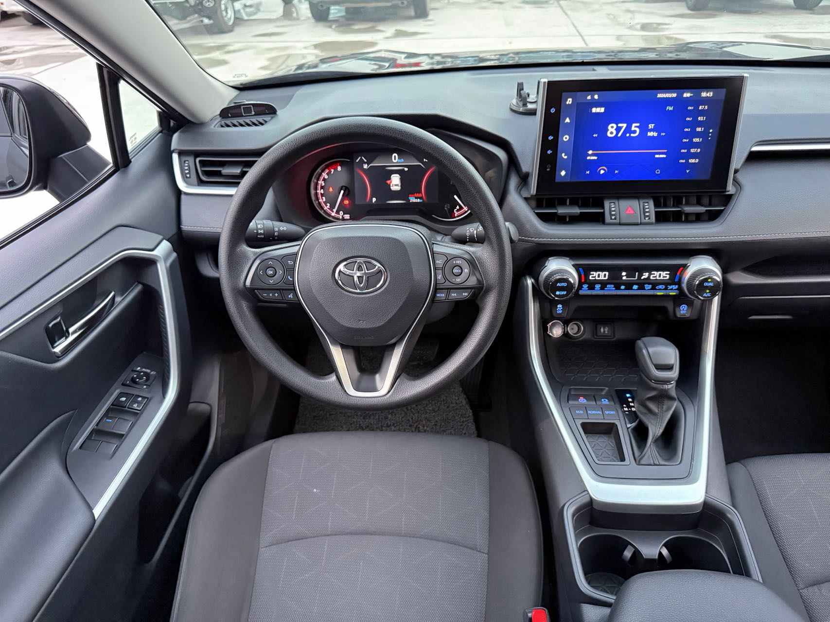 New Arrival – Toyota RAV4 2.0L 2WD - Image 14